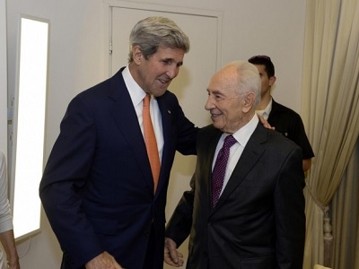 US Secretary of State John Kerry (L) meets with Israel's President Shimon Peres in Tel Aviv on July 23, 2014 (AA via MEE)