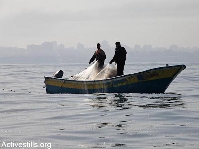gaza_fishing_annepag_activestills