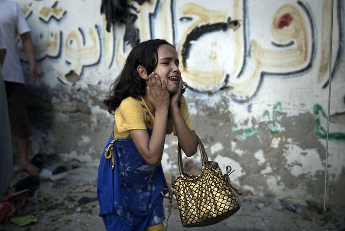 palestine_child_crying_reuters_vocativ