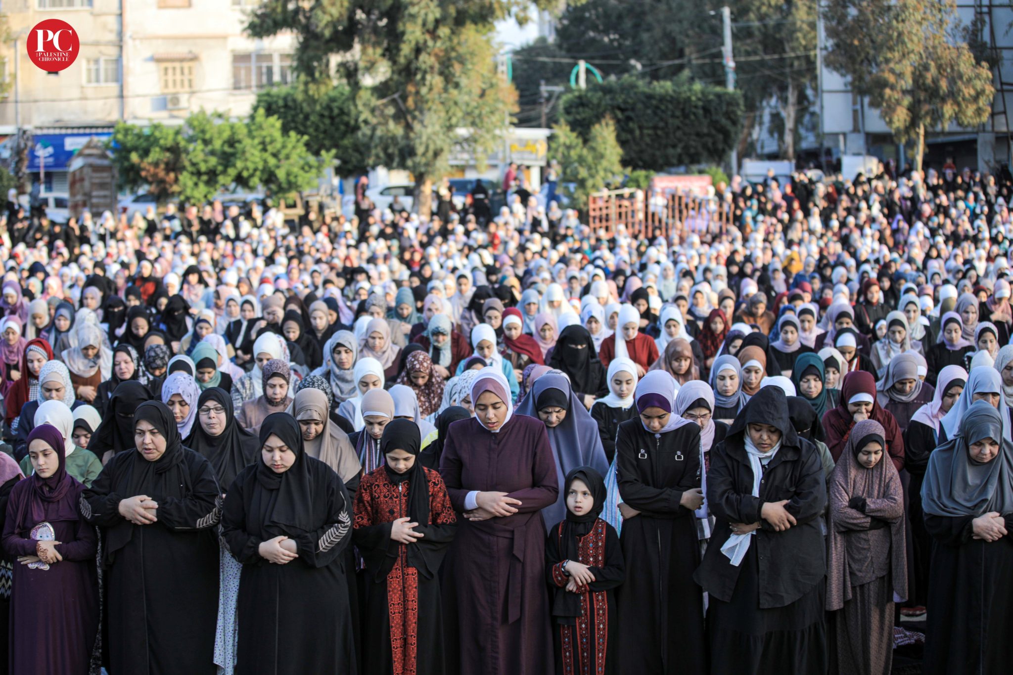 In Photos Eid Prayers in Gaza Palestine Chronicle